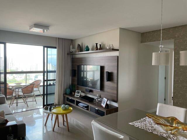 Apartamento para Venda em Salvador - 2