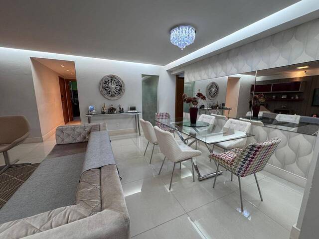 Apartamento para Venda em Salvador - 2