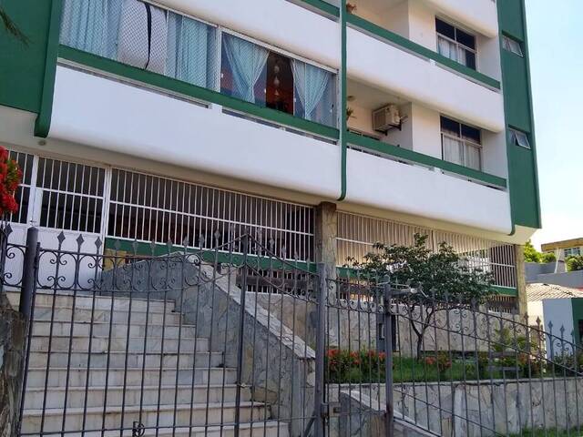 Apartamento para Venda em Salvador - 2