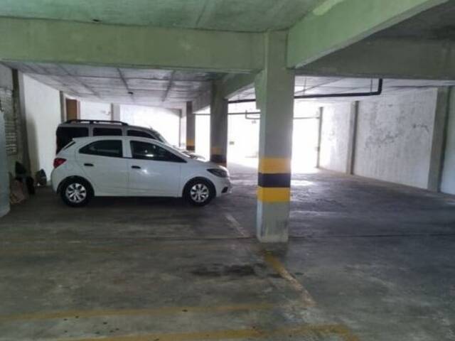 Apartamento para Venda em Salvador - 3