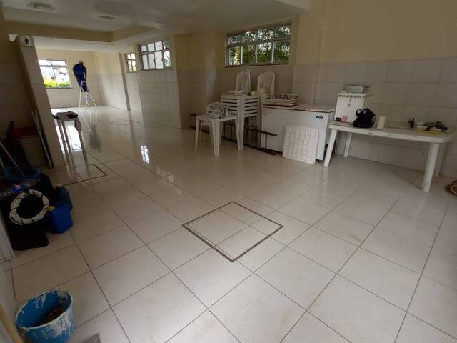 Apartamento para Venda em Salvador - 2