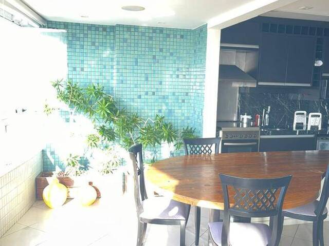 Apartamento para Venda em Salvador - 2
