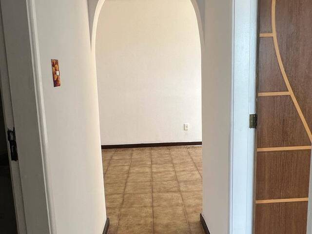 Apartamento para Venda em Salvador - 5