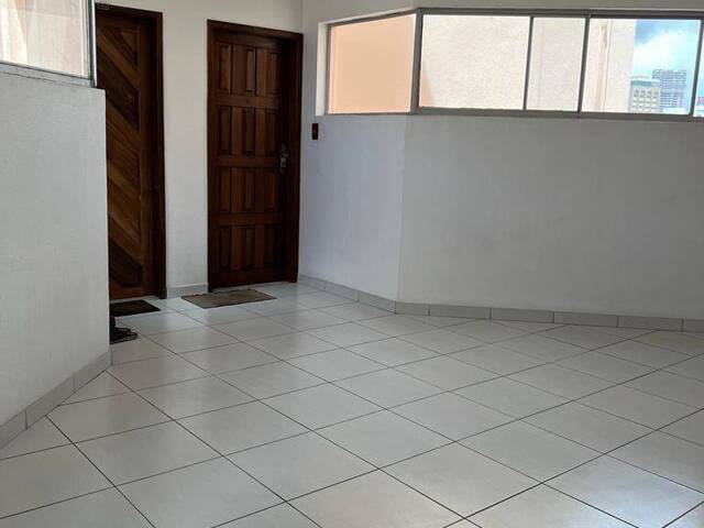 Apartamento para Venda em Salvador - 3