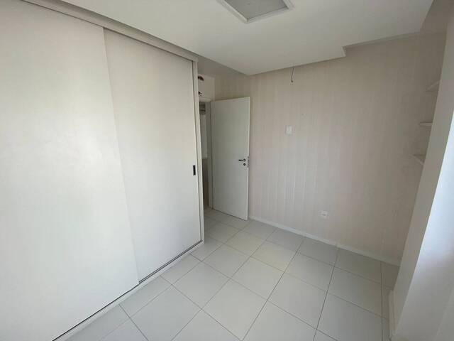 Apartamento para Venda em Salvador - 5