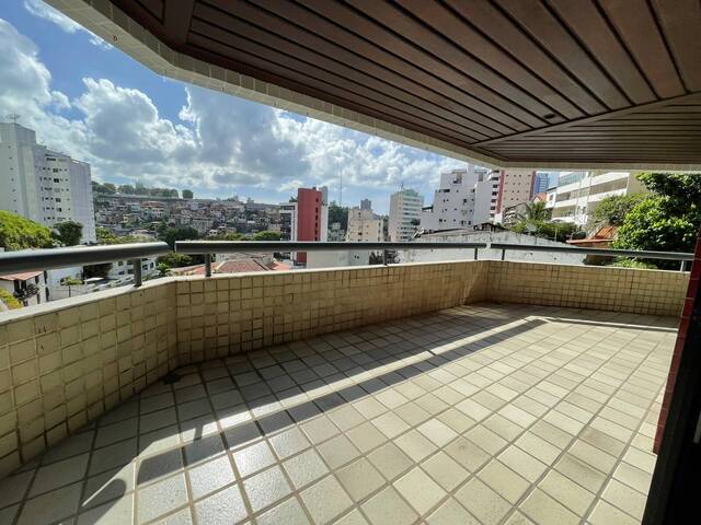 Apartamento para Venda em Salvador - 2