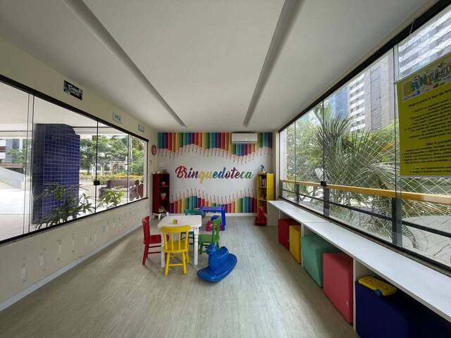 Apartamento para Venda em Salvador - 2