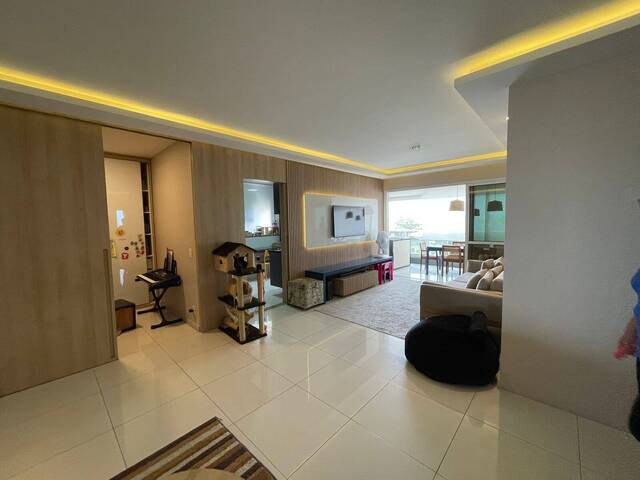 Apartamento para Venda em Salvador - 3