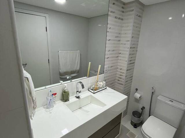 Apartamento para Venda em Salvador - 3