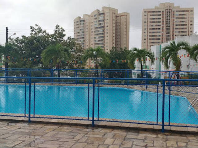 #435 - Apartamento para Venda em Salvador - BA