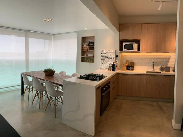 #453 - Apartamento para Venda em Salvador - BA