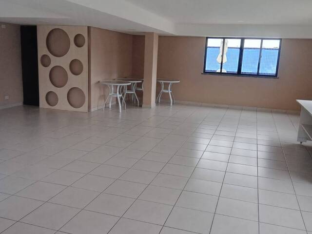 Apartamento para Venda em Salvador - 5