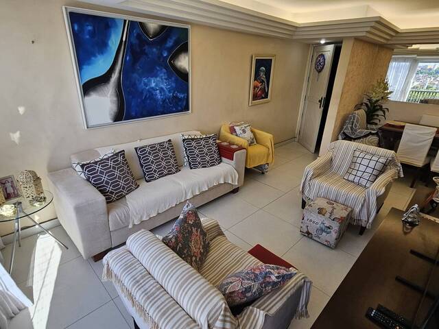 Apartamento para Venda em Salvador - 2