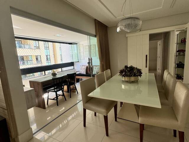 Apartamento para Venda em Salvador - 3