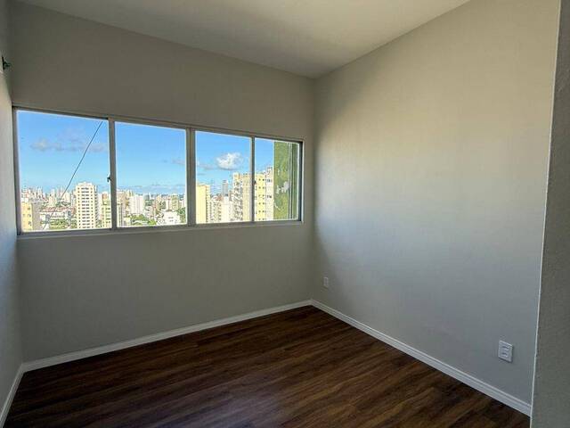 #595 - Apartamento para Venda em Salvador - BA - 3
