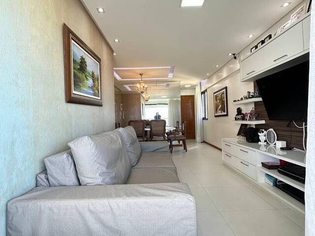 Apartamento para Venda em Salvador - 3