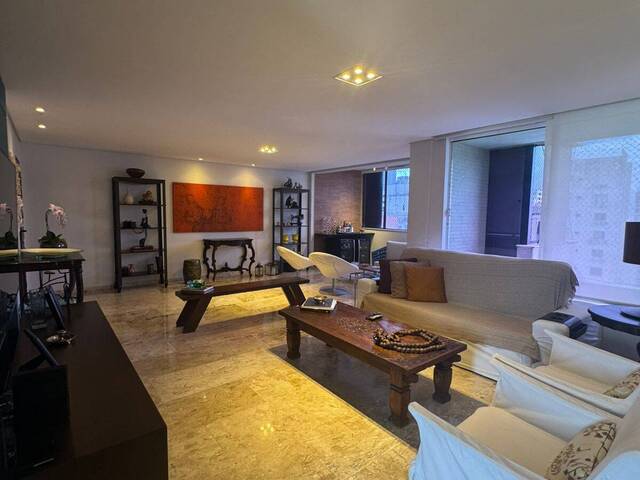Apartamento para Venda em Salvador - 4