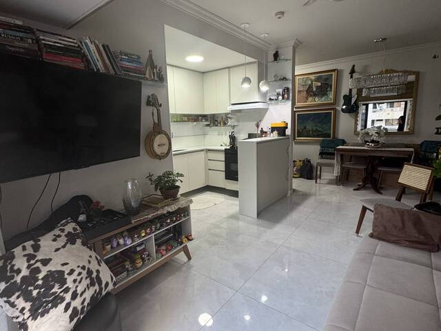 Apartamento para Venda em Salvador - 3