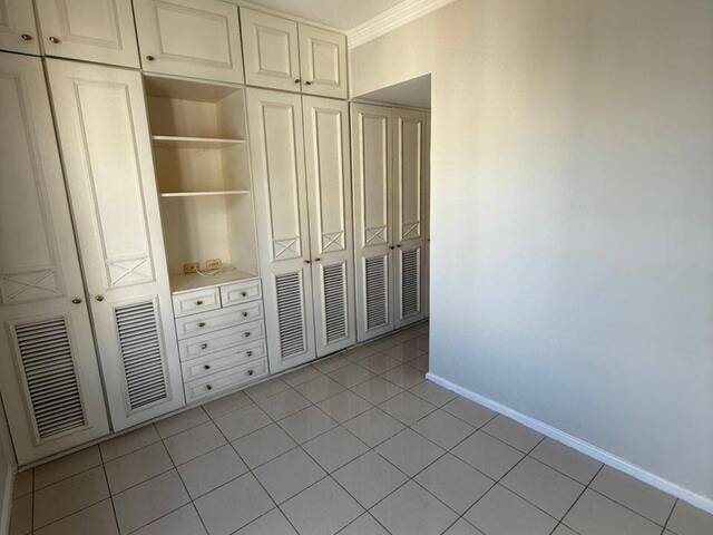 Apartamento para Venda em Salvador - 4