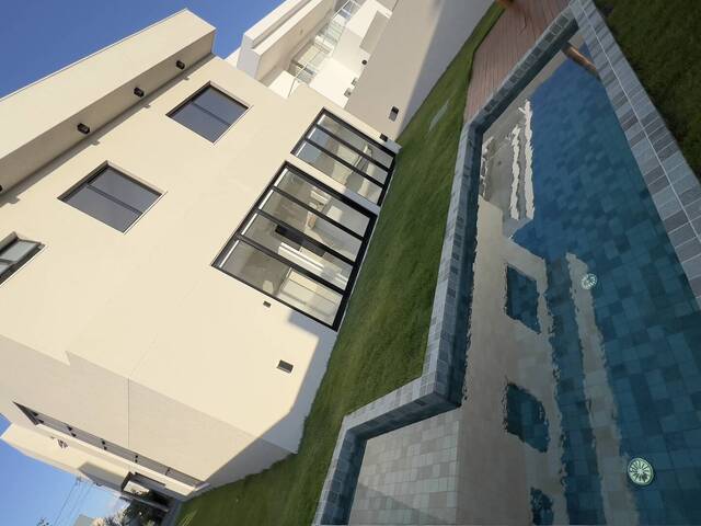 Casa para Venda em Camaçari - 5