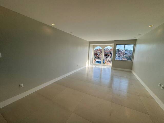Apartamento para Venda em Salvador - 4