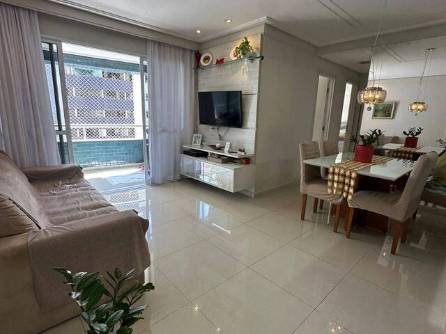 #673 - Apartamento para Venda em Salvador - BA