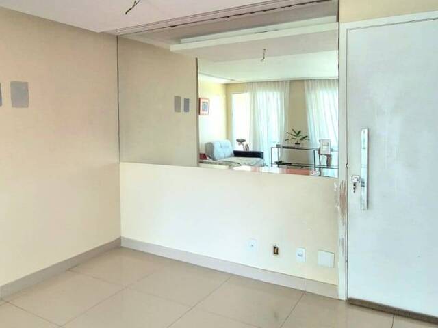 Apartamento para Venda em Salvador - 4