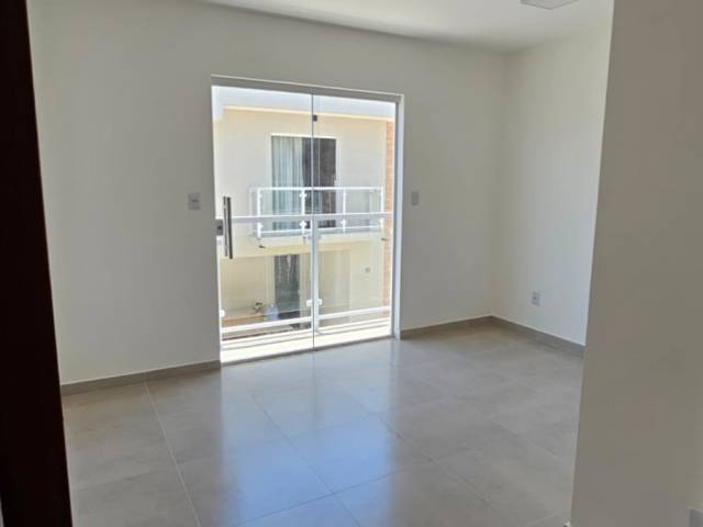 Casa para Venda em Lauro de Freitas - 3