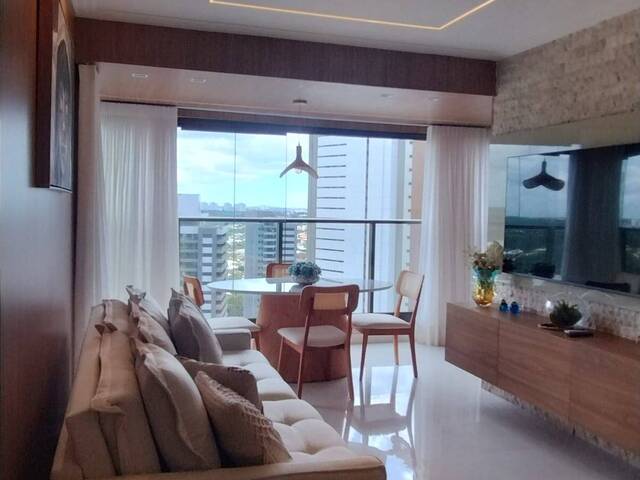 Apartamento para Venda em Salvador - 2