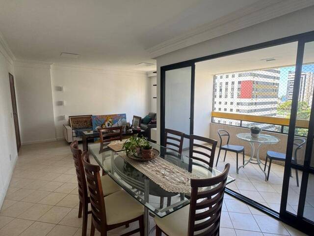 Apartamento para Venda em Salvador - 3